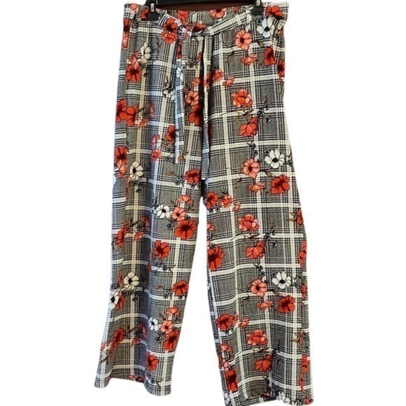 New Plus Size Hot Kiss Dark Checkered Floral Pants Flare Legs Size 1X - Picture 1 of 6